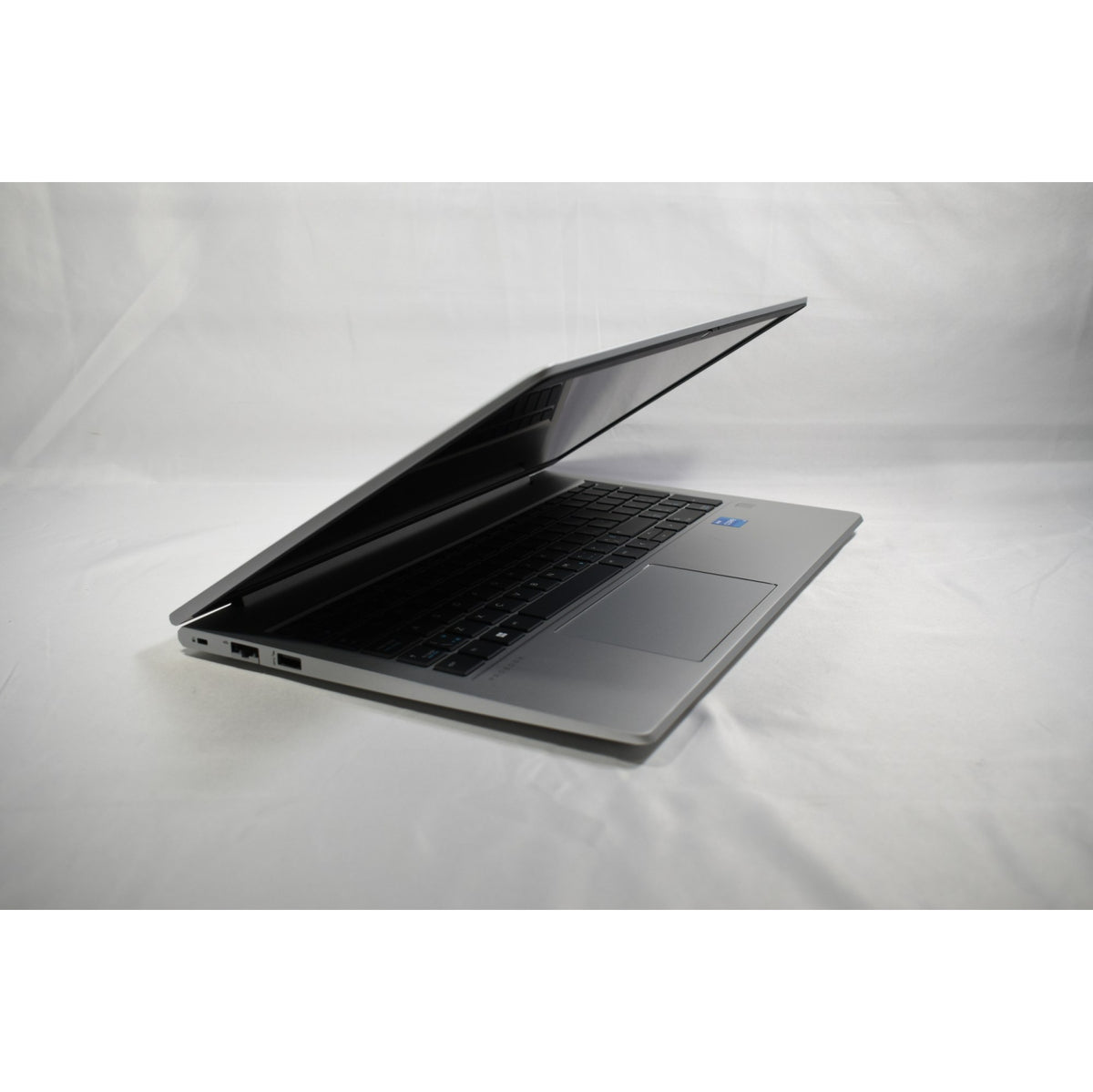 Refurbished (Excellent), HP ProBook 450 G8, 15.6 FHD 1920*1080, Ultra Fast Intel Quad-Core i5-1135G7,  16GB RAM, 512GB SSD, Cam/Mic, Bilingual Backlit Keyboard Win 11Pro Silver - Image 4